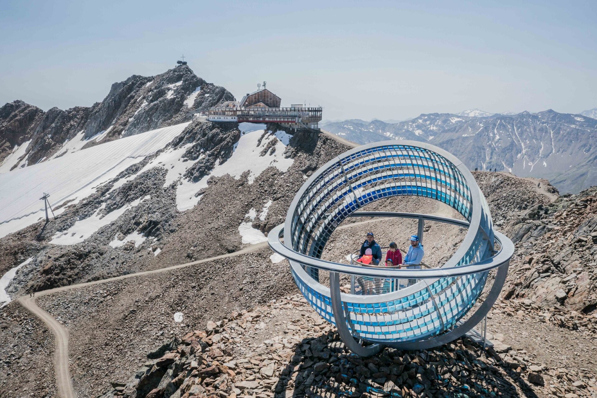 Scopri di più sull'articolo Alpin Arena Senales, a spasso in famiglia tra boschi e facili percorsi trekking