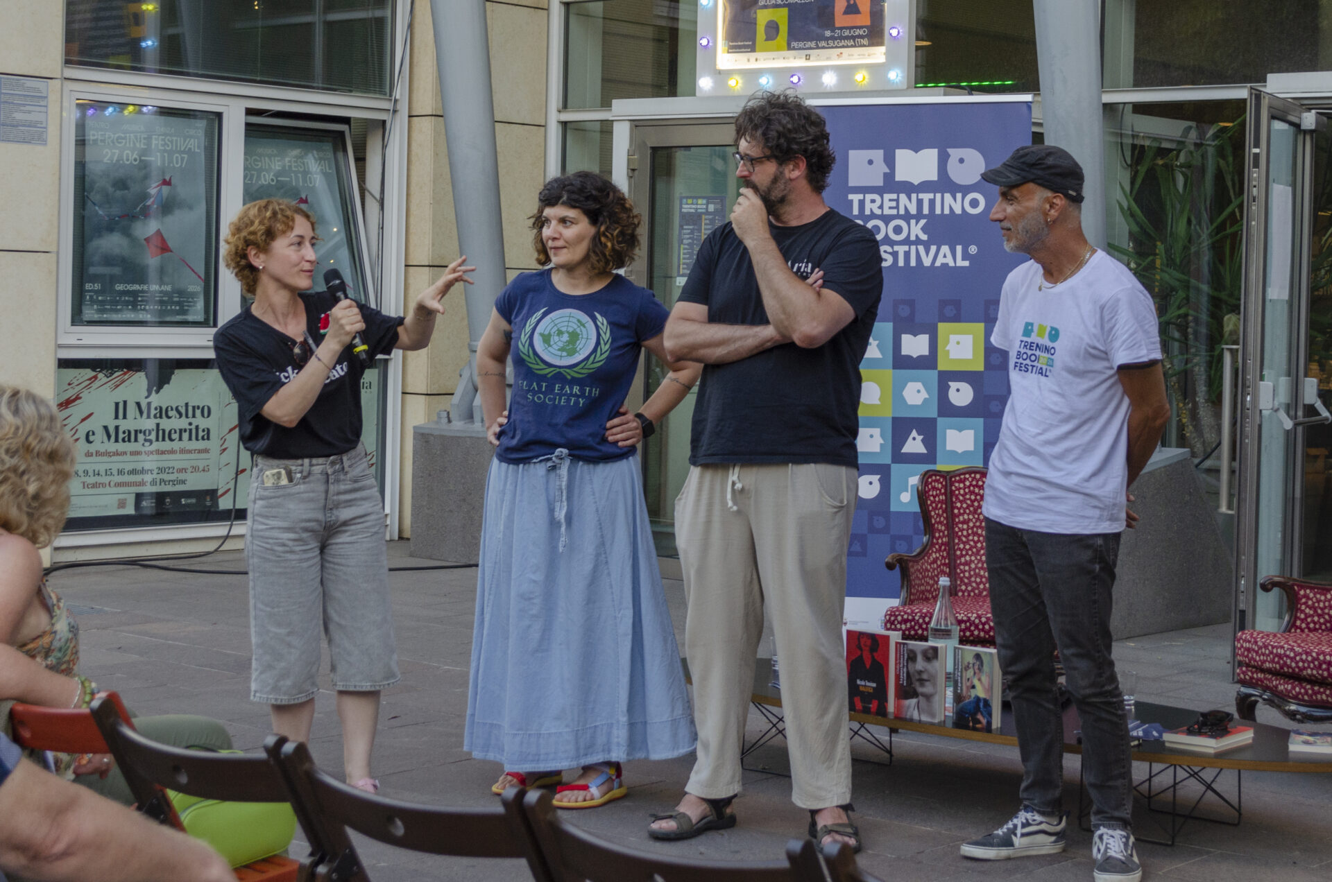 Mehr über den Artikel erfahren Pergine ritrova i libri: boom di presenze per il Trentino Book Festival, ora lo sguardo è al 2027