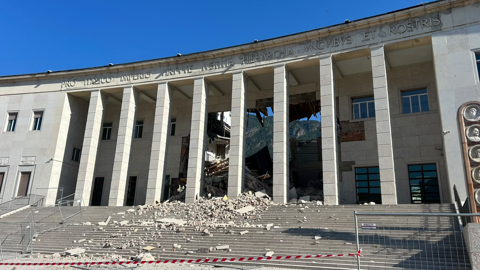 Scopri di più sull'articolo Il Tribunale riparte dopo il crollo: uffici in via Alto Adige, da lunedì torna il personale