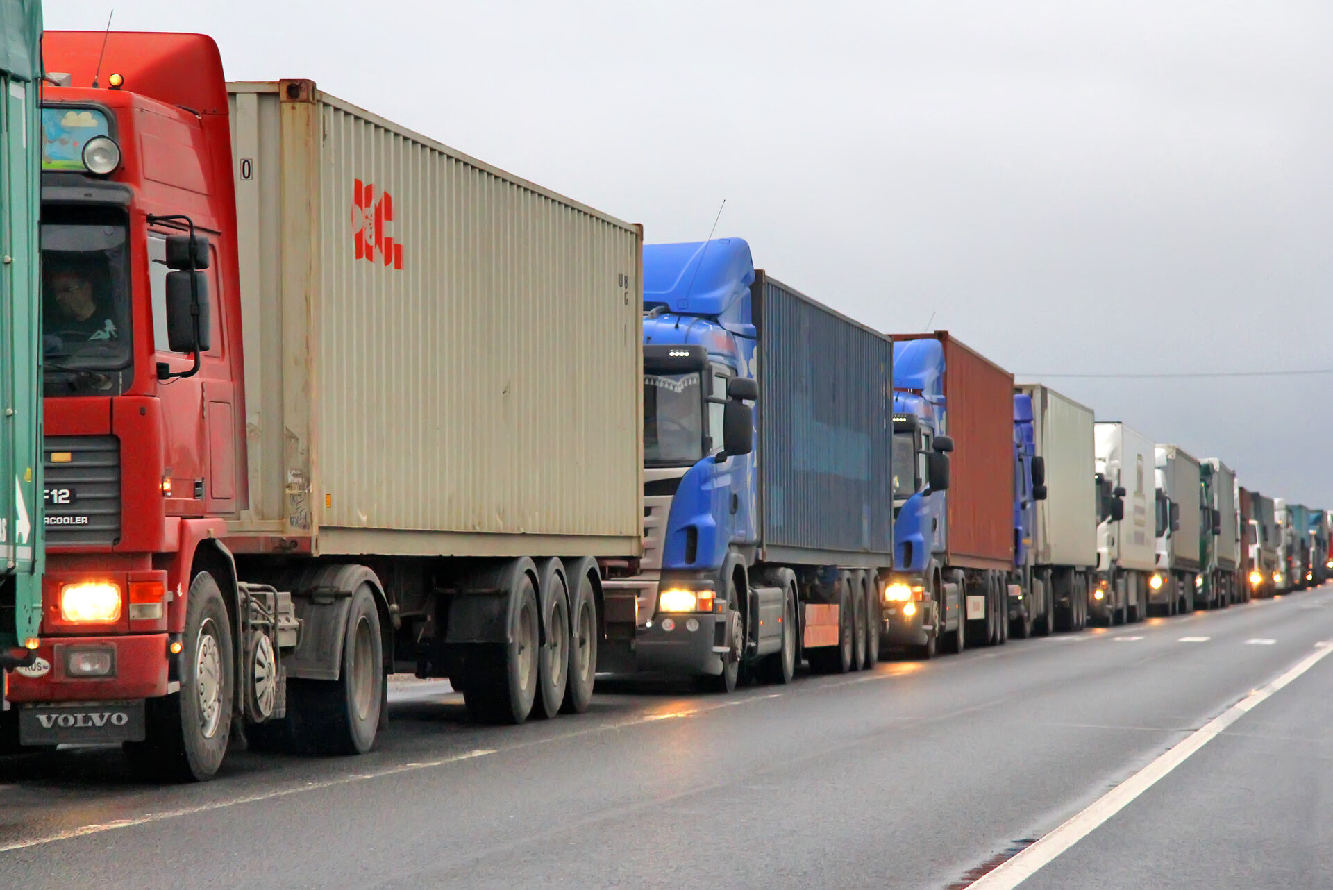 Scopri di più sull'articolo Brennero, no al “traffico su appuntamento”: l’allarme delle imprese
