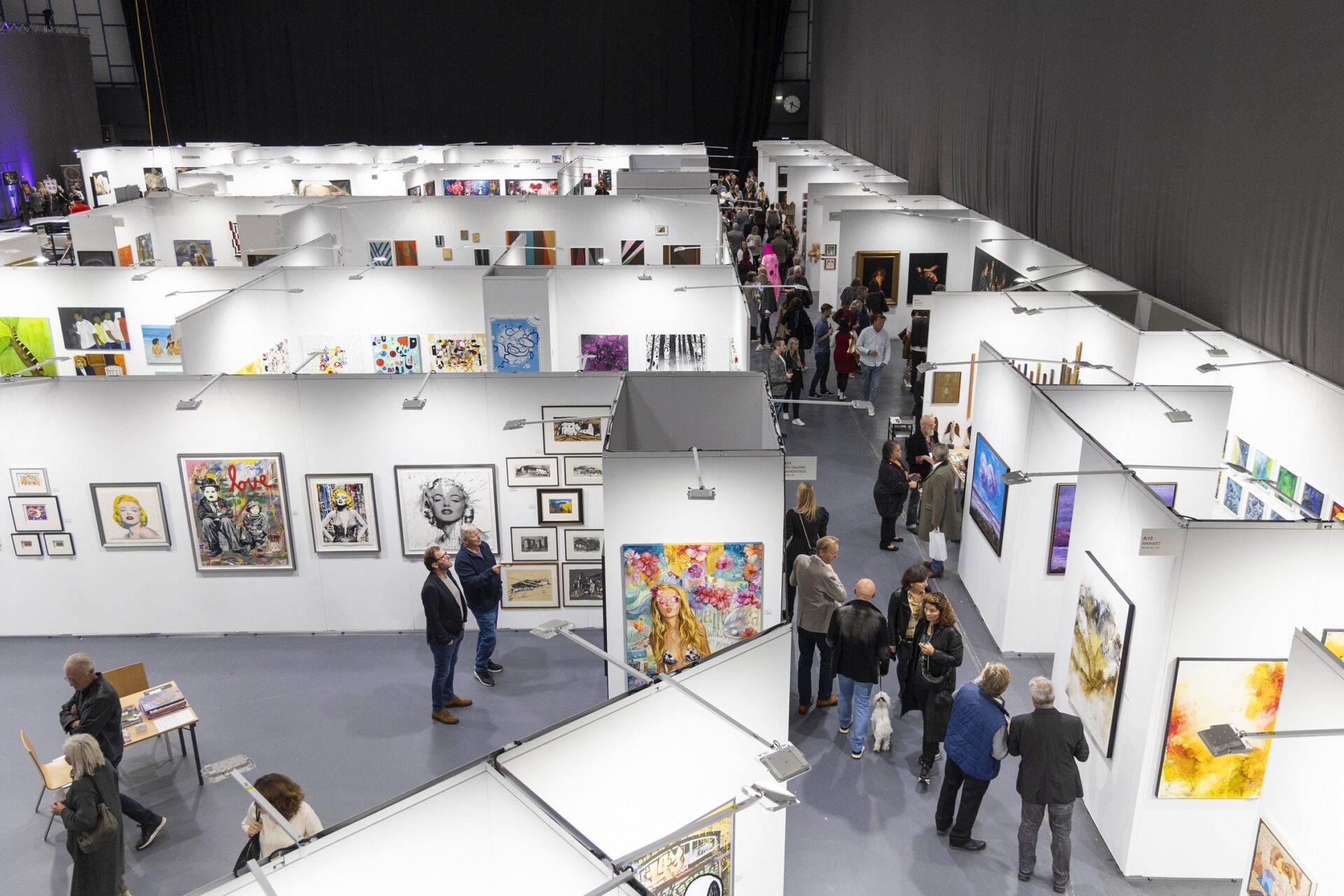 Scopri di più sull'articolo 30 Jahre ARTfair Innsbruck: Johanna Penz setzt auf Kunst mit Weitblick