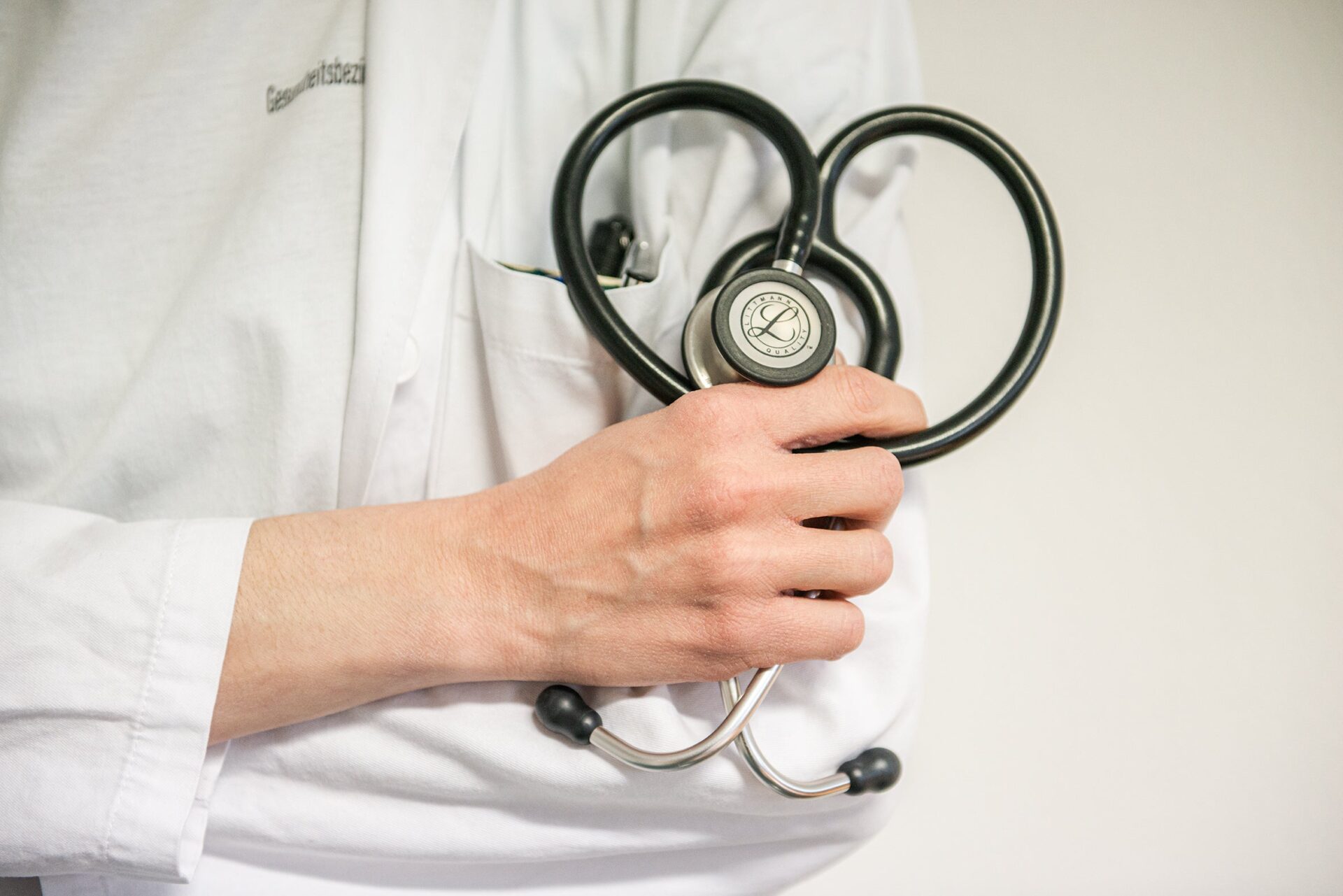 Scopri di più sull'articolo Sanità altoatesina, più medici e infermieri: il personale cresce