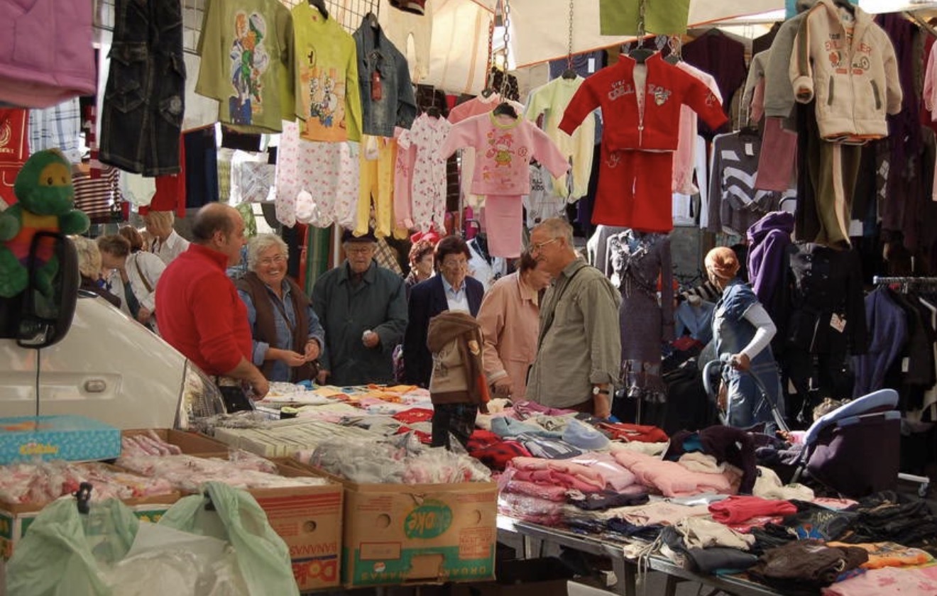 Scopri di più sull'articolo BOLZANO, DOMENICA TORNA IL MERCATO D’AUTUNNO: 105 STAND IN PIAZZA WALTHER